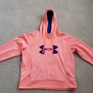 Under Armour Women's Hooded Sweatshirt
